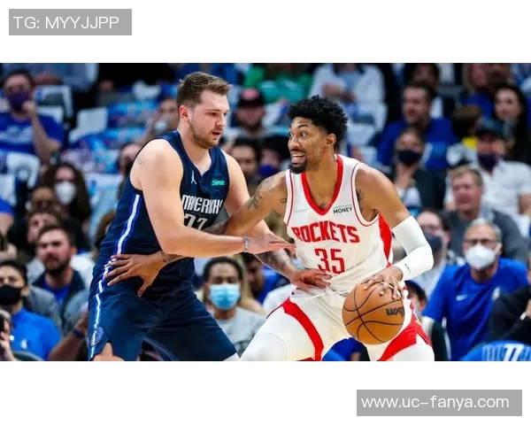 独行侠球迷愤怒呼喊解雇哈里森期待球队重振旗鼓